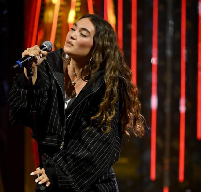Antonia conquista la finale di Sanremo Giovani: l'artista napoletana pronta per il 14 dicembre